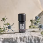 Naturalny olejek eteryczny z geranium Blavender w fioletowym szkle Miron